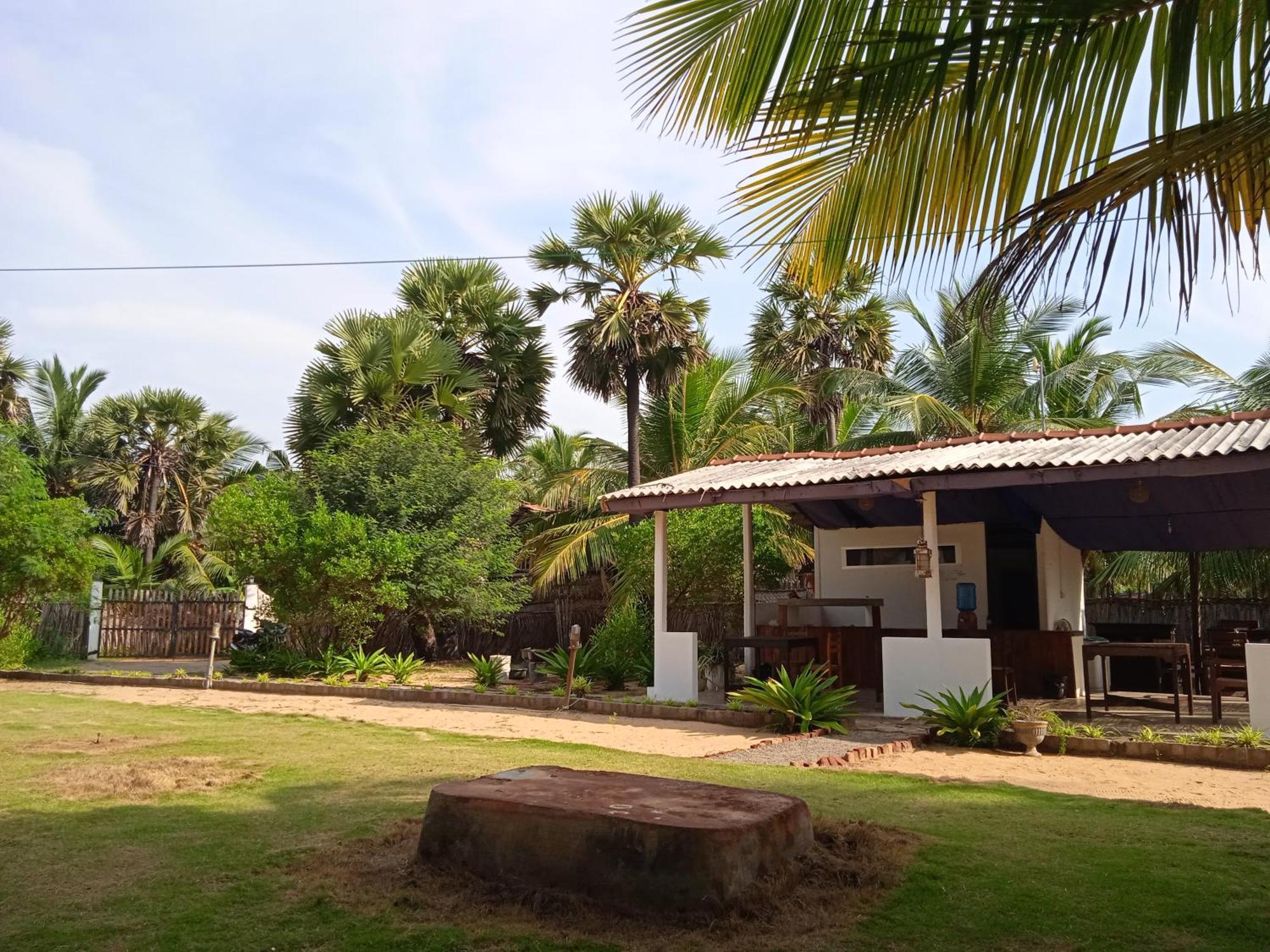 Kitelife Resort Kalpitiya Exterior photo