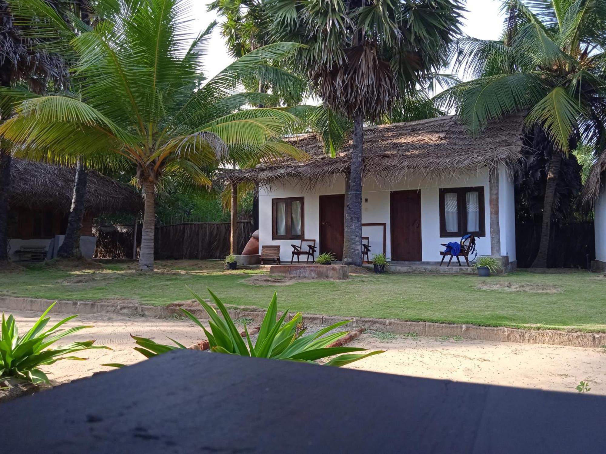 Kitelife Resort Kalpitiya Exterior photo