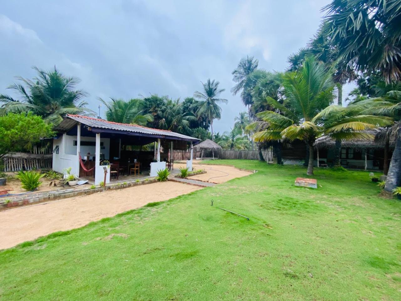 Kitelife Resort Kalpitiya Exterior photo